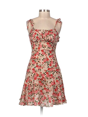 Batik Kısa Elbise %70 İndirimli.