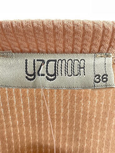 36 Beden çeşitli Renk Vintage Love Bluz %70 İndirimli.