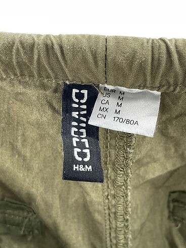 m Beden yeşil Renk H&M Düz Kesim %70 İndirimli.