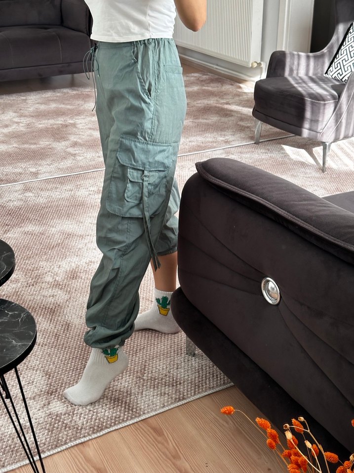 Kadın yeşil  Loose Fit Midi Boyfriend Pantolon - Görsel 3