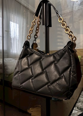 Zincir Detaylı Siyah Deri Kadın Çanta - Görsel 2