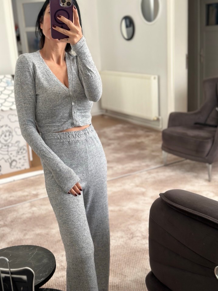 Gri V Yakalı Kadın Uzun eşofman takım - Görsel 3