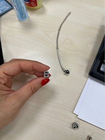 Pandora PANDORA B HARFİ CHARM