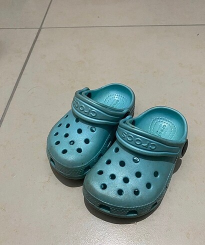 Crocs Crocs terlik 22-23 numara (c6)
