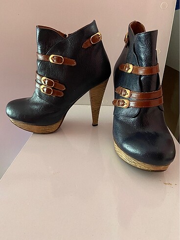 Zara Bootie