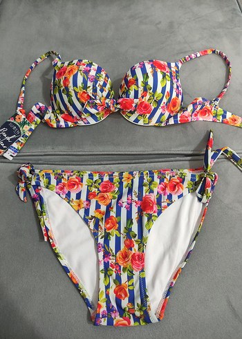 Çiçek Desenli Mini Bikini Takımı