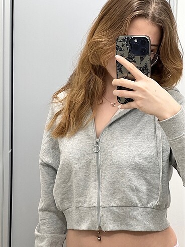 l Beden PULL AND BEAR GRİ KİSA HIRKA