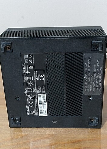 Beden Asus Pn40 mini pc