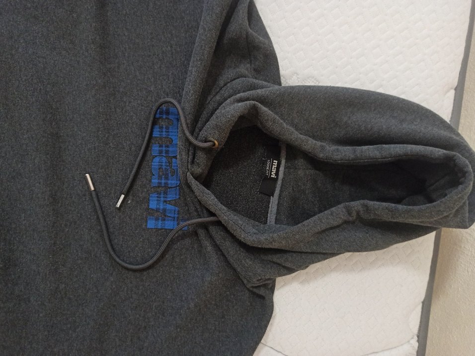 Gri Kapüşonlu Baskılı Erkek Sweatshirt - Görsel 3