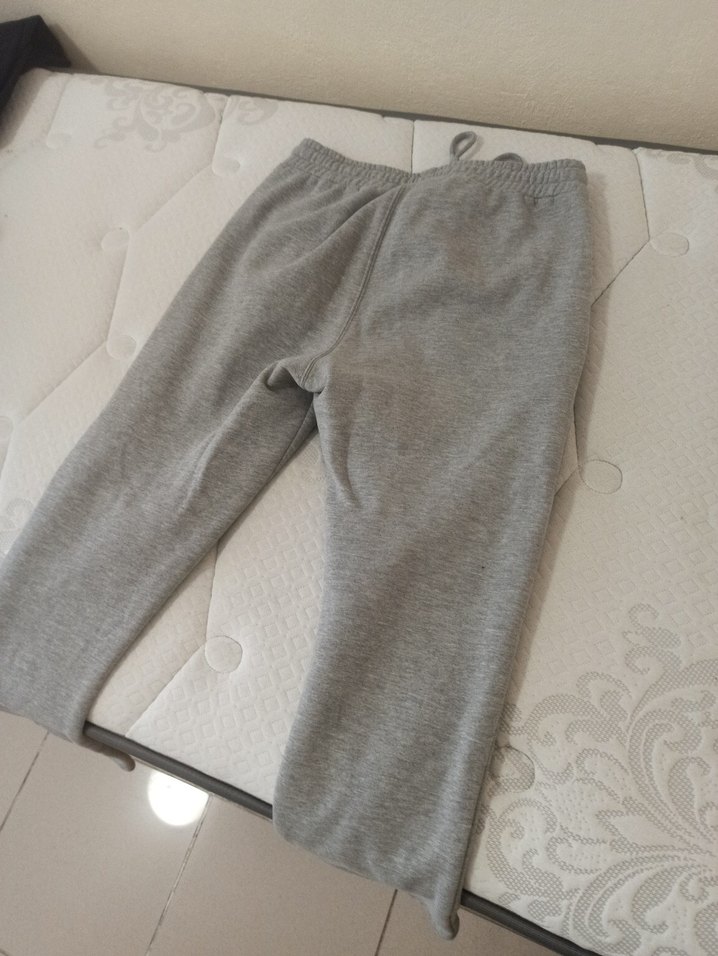 Gri Kadın Fermuarlı Rahat Kesim Eşofman - Görsel 4