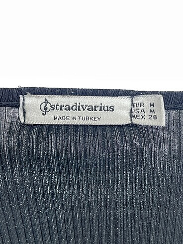m Beden siyah Renk Stradivarius Bluz %70 İndirimli.