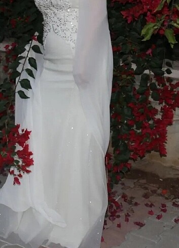 Adil Işık Nikah elbisesi
