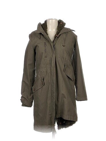 Roxy Kaban %70 İndirimli.