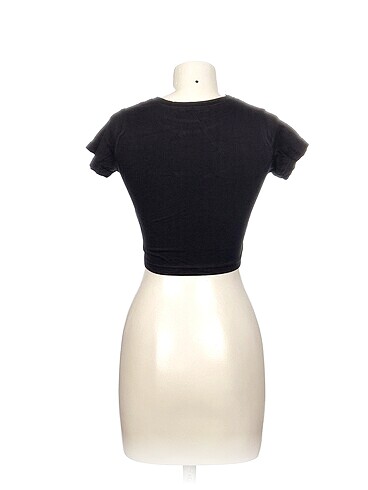 l Beden Diğer T-shirt %70 İndirimli.
