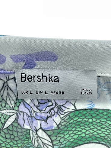 l Beden çeşitli Renk Bershka Gömlek %70 İndirimli.