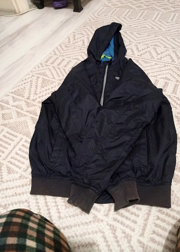 LC Waikiki Erkek çocuk 13 yaş lacivert Kapüşonlu yagmu ölçü en 40 boy 60
