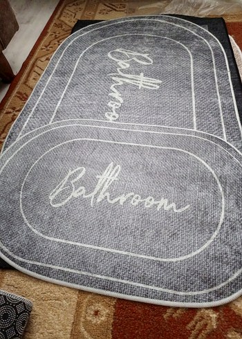 Diğer 2 adet Gri Bohem Nakışlı Oval banyo paspaslari 60x100 40x60 ölçu