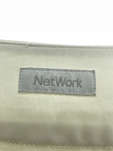 34 Beden beyaz Renk Network Kumaş Pantolon %70 İndirimli.
