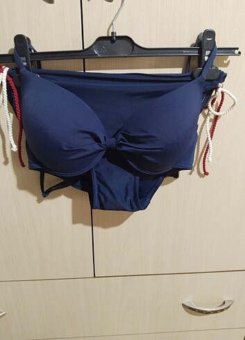 İnfinyti bikini