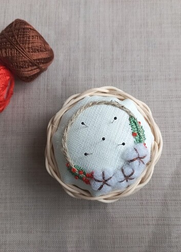 Rattan İğnelik
