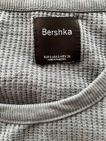 BERSHKA ATLET