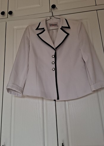 Zara Düğmeli Beyaz Kadın Blazer Ceket
