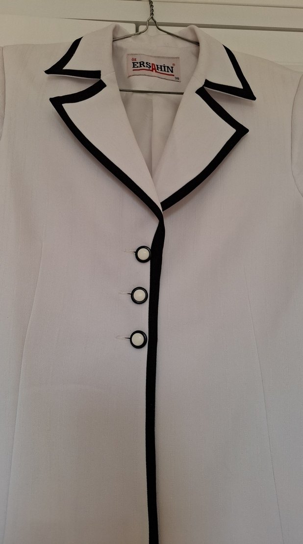 Düğmeli Beyaz Kadın Blazer Ceket - Görsel 4