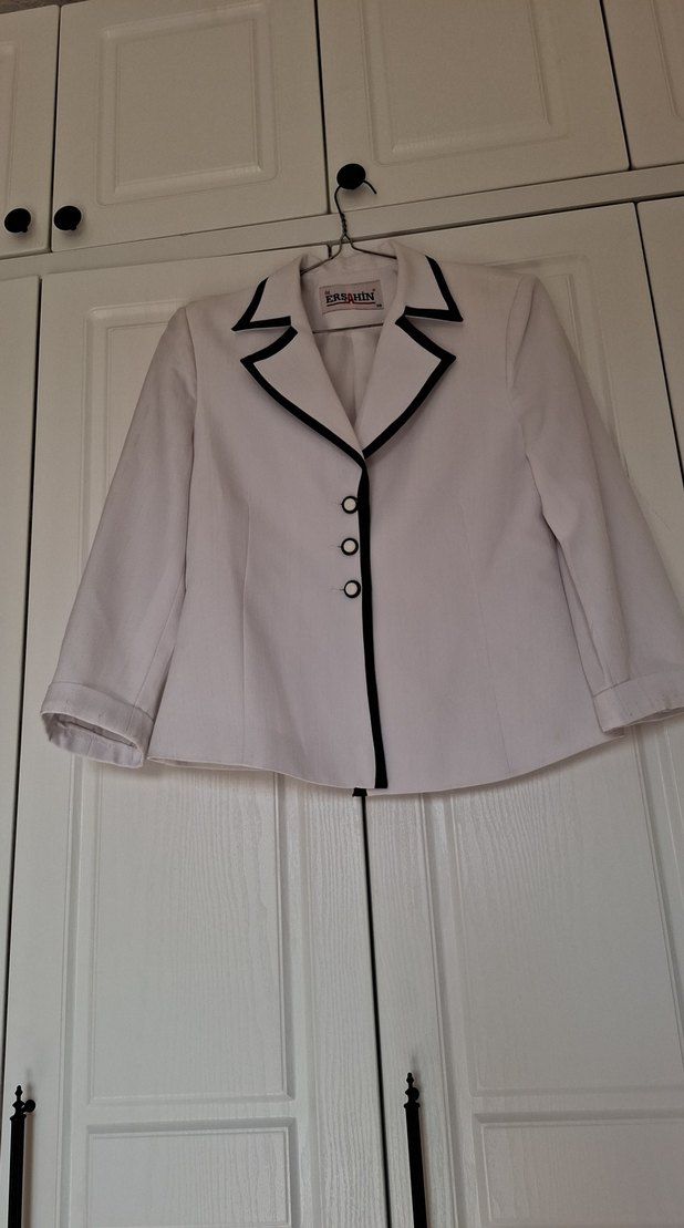 Düğmeli Beyaz Kadın Blazer Ceket - Görsel 2