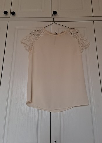 KOTON Dantel Detaylı Kısa Kollu Bej Bluz - Görsel 2