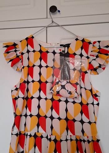 Çok Renkli Mini Volanlı Kadın Elbise yeni etiketli - Görsel 4