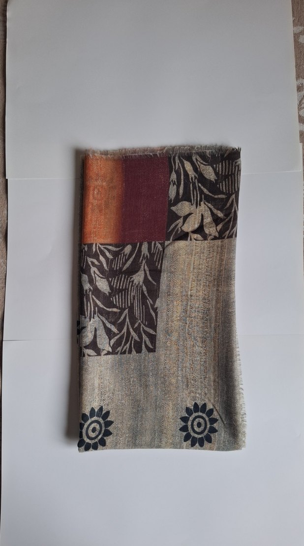 Elit ipek  Desenli Şal - Görsel 2