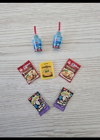 Mini brands oyuncaklar