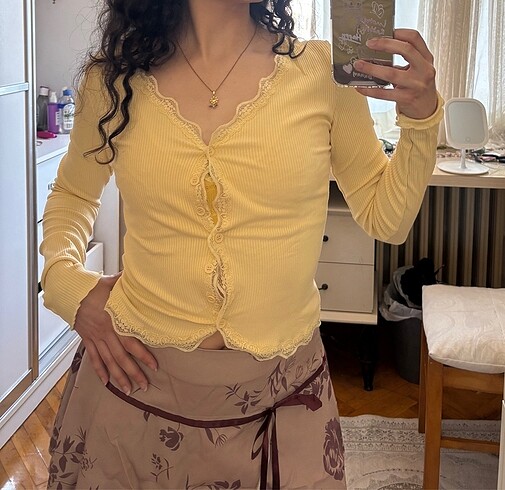 Tereyağ sarısı bluz