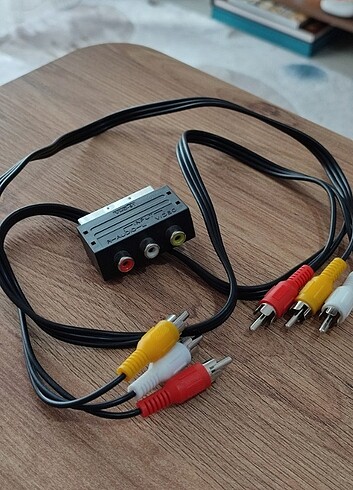 Scart Dönüştürücü 3 RCA Kablo 2 Adet