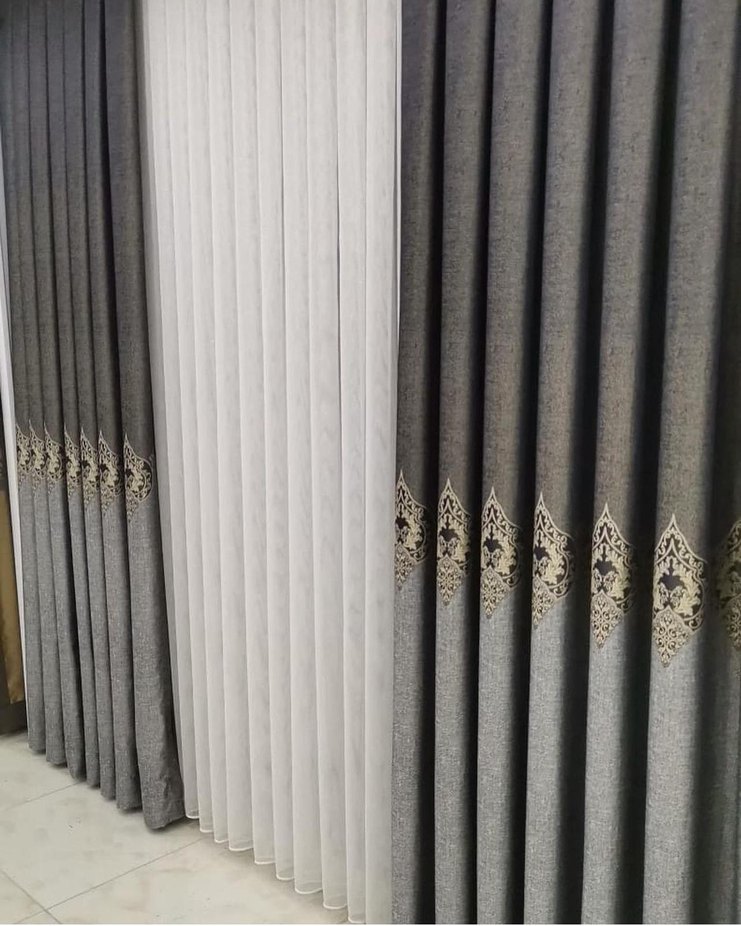 Gri ve Beyaz Nakışlı Perde Seti - Görsel 4