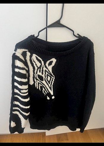 Zebra Desenli Siyah Triko Kadın Kazak - Görsel 3