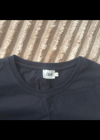 Siyah Baskılı Kadın Tişört - Görsel 3