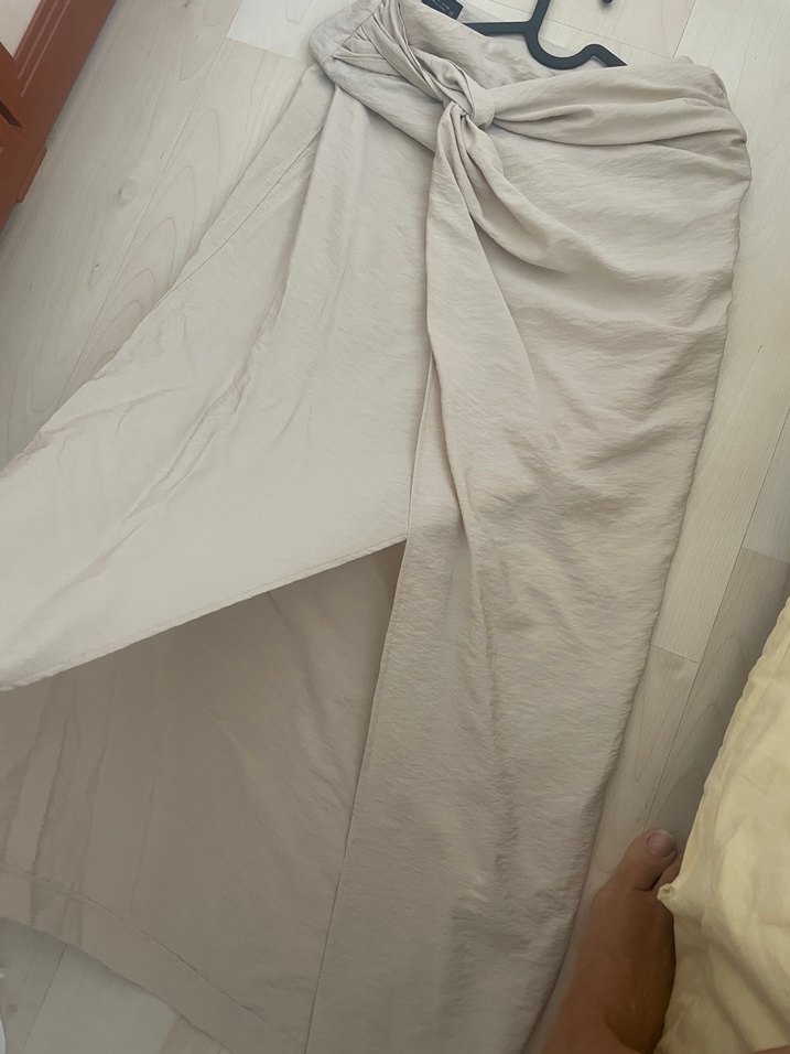 Bej Midi Etek Drapeli Kesim - Görsel 5