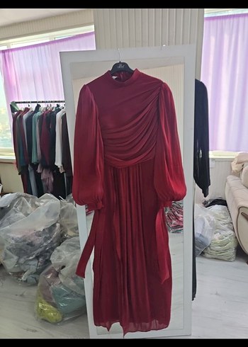 Bordo Uzun Drapeli Kadın Elbise - Görsel 4