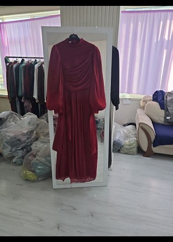 Bordo Uzun Drapeli Kadın Elbise - Görsel 5