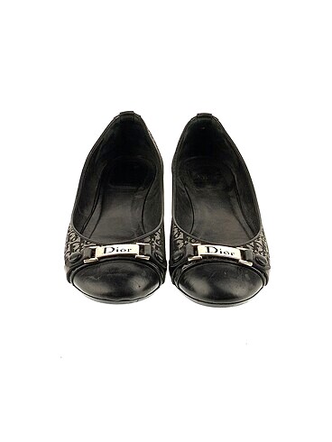 40 Beden Dior Babet %70 İndirimli.