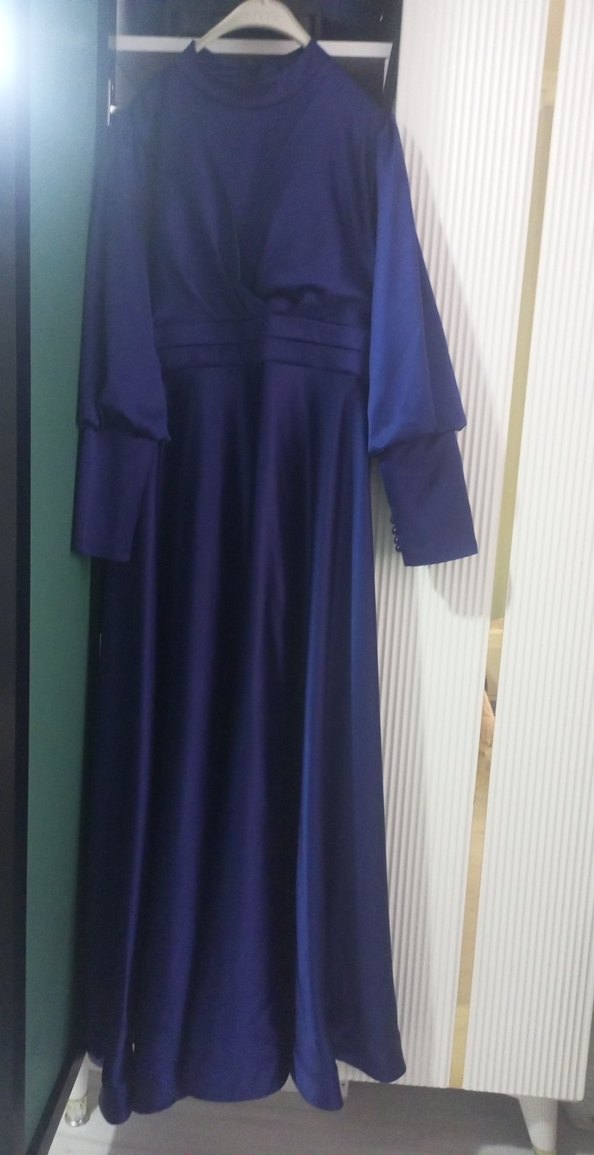 Uzun Kollu Lacivert Drapeli Uzun Elbise - Görsel 3