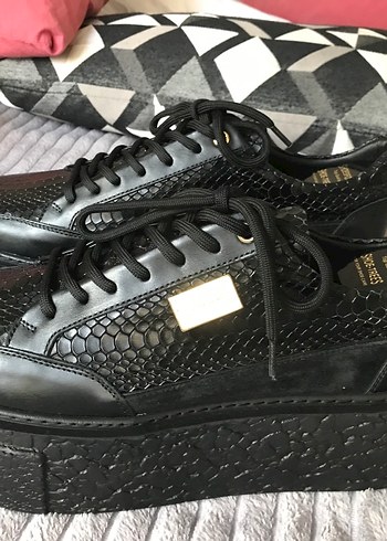 John richardo - Görsel 4