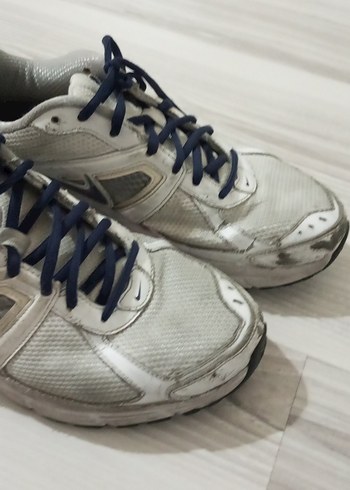 Beyaz Sokak Stili Spor Ayakkabı - Görsel 4