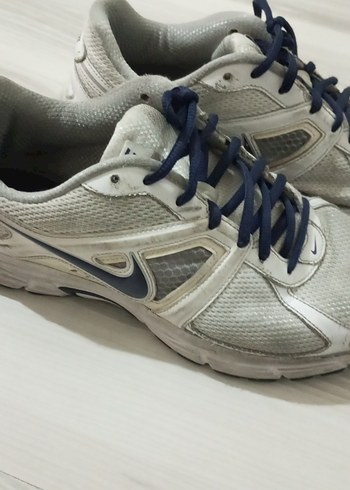 Beyaz Sokak Stili Spor Ayakkabı - Görsel 3