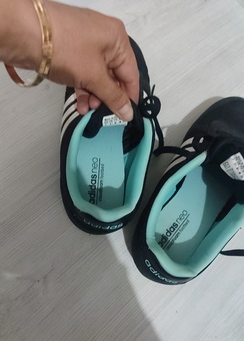 38,5 Beden Kadın Lacivert Spor Ayakkabı Velcro Detaylı