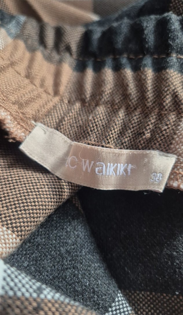 Düz Kesim Pilili Kahverengi Kareli Kadın Kumaş capri pantolon. - Görsel 4