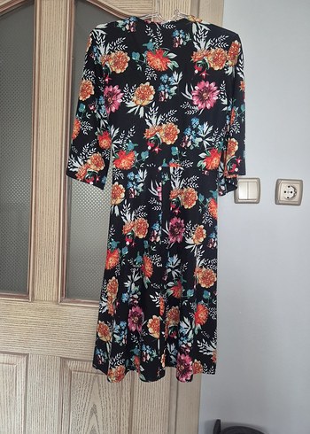 Çiçek Desenli Bohem Midi Elbise - Görsel 3