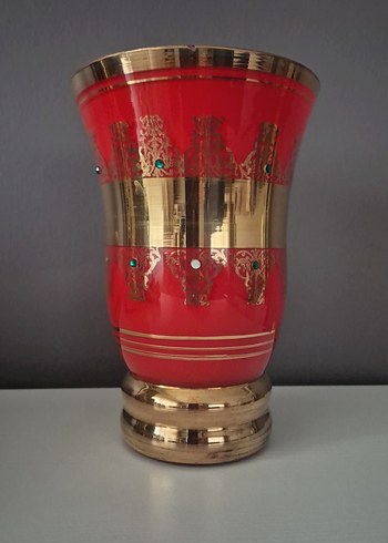 Kırmızı ve Altın Detaylı Vazo - Görsel 2