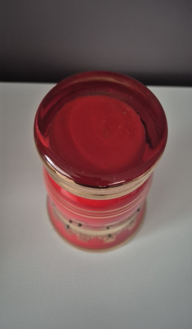 Kırmızı ve Altın Detaylı Vazo - Görsel 4